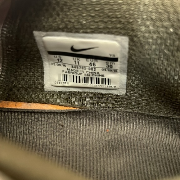 Nike LeBron 13 Premium Low Phantom - Picture 2 of 3